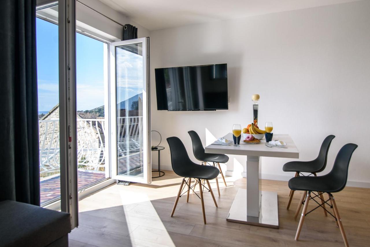 Aurora Seaview Apartment Mlini Extérieur photo